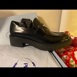 Prada Calzature Donna Women’s  size 39 -Black